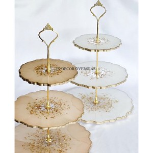 Support de gâteau à 3 niveaux en métal de qualité supérieure de créateur de fleurs plaquées or de haute qualité, fournitures de mariage et de fêtes - Product Image 4