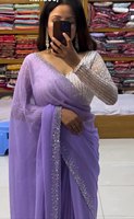Tissu Georgette de fantaisie lourd élégant et à la mode partout Siroski Work Sari Dernières exclusives Saree mariages de mariée ethniques superbes