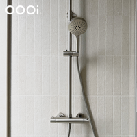 Ensemble de douche mural apparent avec système de douche pluie et douchette plate, mitigeur de douche double fonction non thermostatique