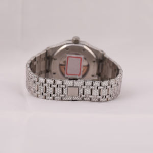 Montre personnalisée en diamant de moissanite blanche entièrement glacée pour hommes Bracelet en acier inoxydable de 22mm Cadran arabe classique Forme d'affichage analogique de 41mm - Product Image 3