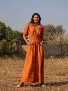 Mono vintage ODM naranja de lino/algodón de pierna ancha con manga abullonada, cuello en V, transpirable, dulce, de cintura media, para mujer, atuendo casual de verano - Product Image 4