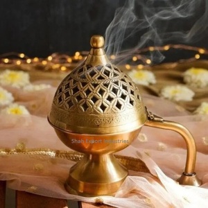 New Design Solid Brass Indoor <b>Oud</b> <b>Bakhoor</b> Burner Good Quality Gold Finished Tabletop Censer Burner Home Fragrance - Product Image 4
