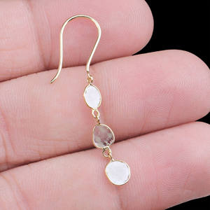 สินค้ามาใหม่อัญมณีเพชรธรรมชาติ18K ต่างหูแบบห้อยทำด้วยมือทำจากทองเหลืองสำหรับผู้หญิงขายส่ง - Product Image 6