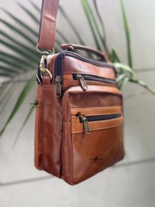 Custom Wholesale Crunch Leather Travel <b>Shoulder</b> <b>Bag</b> Trendy Fashion <b>Men's</b> Messenger <b>Bag</b> Designer Small Crossbody <b>Bag</b> <b>for</b> <b>Men</b> - Product Image 2