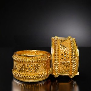 Bulk Fashionable Design <b>Bangles</b> <b>Set</b> with 22K <b>Gold</b> Plated Modern Style <b>Bangles</b> <b>Set</b> for Women Wear Jewelry by Exporters - Product Image 1