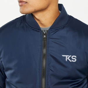 Gran oferta de chaquetas de bombardero de satén de alta calidad para hombre, chaquetas de béisbol de satén de tela con hombros caídos de Color sólido - Product Image 4