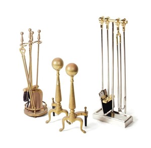 Ensembles d'outils de cheminée en laiton poli avec poignées ergonomiques et base lestée conçus pour les utilisateurs fréquents de cheminée et les amateurs de décoration - Product Image 2