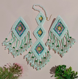 Antique Creations, Joyería de Moda de Alta Calidad, Aretes Hechos a Mano con Cuentas de Cristal en Forma de Corazón, Uttar Pradesh, para Usar en Fiestas - Product Image 5