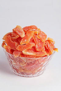 Saborea el sabor tropical de la papaya suave y seca que proporciona una experiencia dulce masticable y satisfactoria - Product Image 2