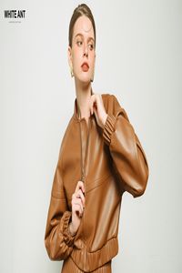 แจ็คเก็ตบอมเบอร์สำหรับผู้หญิงออฟฟิศดีไซน์หรูหราทนทานผลิตจากเวียดนาม - Product Image 6