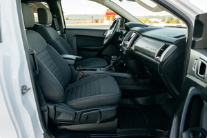 LISTO PARA CONDUCIR - USADO, VOLANTE A LA IZQUIERDA |   CONDUCCIÓN DERECHA |   Ford Ranger XLT SuperCab 4x4 Modificado 2023 - Product Image 5