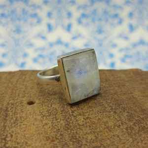 แหวนแต่งงานเงินสเตอร์ลิง925สินค้ามาใหม่พลอยสีรุ้งประดับเพชรมูนสโตนสีรุ้งที่น่าดึงดูดใจการออกแบบหลักของอินเดียการตั้งค่าเครื่องประดับขายดี - Product Image 1