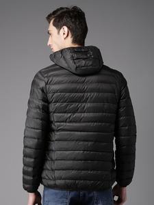 เสื้อแจ็คเก็ตผู้ชายคุณภาพเยี่ยม อุ่นมาก หนาพิเศษ แบบพัฟเฟอร์ สำหรับกิจกรรมกลางแจ้ง ดีไซน์ทันสมัยสำหรับฤดูหนาว กันน้ำ ซิป ระบายอากาศได้ดี ไซส์ XL - Product Image 4