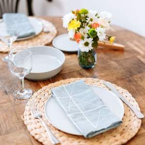 Napperons en forme de fleur en jacinthe d'eau du Vietnam Jacinthe d'eau Tapis de jonc de mer Napperons ronds Napperon de dîner décoratif - Product Image 5