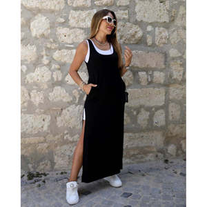 Ensemble robe et débardeur en viscose à bretelles et col rond pour femme avec poches et détail fendu, 36850 - Noir - Product Image 2