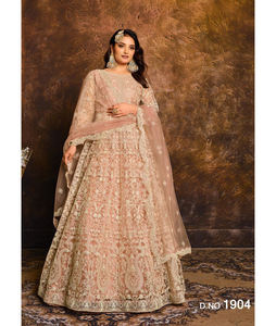 Red de mariposa de ropa india y pakistaní con bordado, traje Anarakali largo de trabajo de espejo con borde de encaje de trabajo bordado Dupatta - Product Image 5