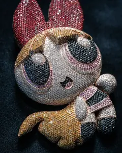 Colgante de Lujo Personalizado con Incrustaciones de Moissanita VVS de Colores, Chapado en Rodio, Joyería Fina, Amuleto de Dibujos Animados Estilo Hip Hop para Regalo de Boda o Fiesta - Product Image 3