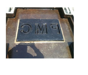 Nouvelle arrivée 2025, moule de logo noir poli pour porte composite en FRP, exportateur mondial, offre de bon prix, fournitures de jardin - Product Image 1