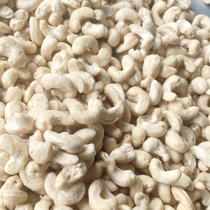 Gran oferta, anacardos crudos a precio barato WW180, WW240, WW320, anacardos SANTIGO, anacardos de Vietnam, tamaño de corte personalizado - Product Image 1