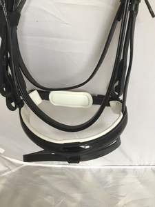 Cheval Superbe Bride En Cuir Cristal Noir Verni Flash Noseband inc Rênes - Product Image 6