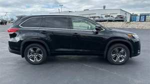 โตโยต้า ไฮแลนเดอร์ ลิมิเต็ด แพลตตินัม V6 AWD ปี 2018 มือสอง - Product Image 3