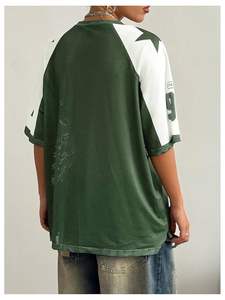 Camiseta de fútbol extragrande con cuello en V unisex al por mayor cómoda y elegante para hombres y mujeres jugadores de fútbol - Product Image 3