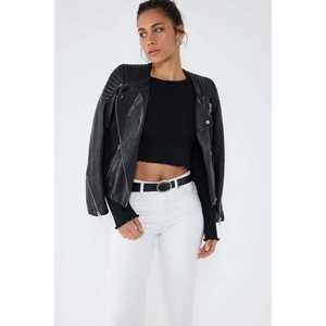 Top Corto de Punto Acanalado con Cuello Redondo - Product Image 4