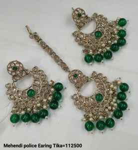 BOUCLES D'OREILLES BOLLYWOOD MEHNDI POLONAIS INDIEN À LA MODE ET TRADITIONNEL AVEC BOUCLES D'OREILLES DE PERLES ET ENSEMBLE MANGTIKKA POUR FEMMES ET FILLES - Product Image 3