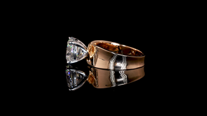 Anillo Minimalista con Diamante Cultivado en Laboratorio |   Anillo de Compromiso y Matrimonio de Lujo | Anillo de Diamantes OEM ODM - Product Image 2