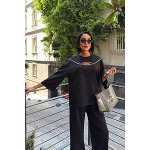 Costume d'été décontracté en modal avec détails d'accessoires sur la poitrine 10255 - Product Image 3