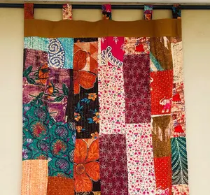 Vintage kantha el yapımı Bohemian kapitone perde, eski ipek Sari perdeler, el yapımı Patchwork perde, kapı örtüsü perde