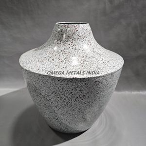 Decorative Aluminum Metal <b>Vase</b> for Wedding Centerpieces Modern <b>Tall</b> <b>Vase</b> OEM ODM Custom Design Bulk Supplier Factory - Product Image 5