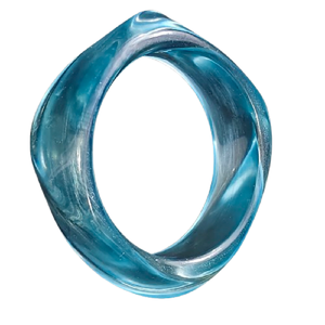 Bracelet jonc tendance en résine bleue effet marbre torsadé pour femme - Bracelet en acrylique texturé marbre fait main - Bracelet épais et imposant - Product Image 2