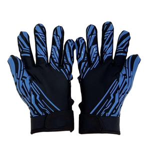 Gants de football américain en cuir de haute qualité avec sangle de poignet réglable, logo personnalisé, paume à adhérence accrue, imperméables et antidérapants - Product Image 3