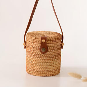 Latest design excellent quality rattan bags handmade <b>purse</b> bag <b>cheap</b> price natural handbag - Product Image 1