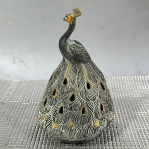 Quemador de Incienso Decorativo de Latón Árabe con Diseño de Pavo Real, Perfecto para Bakhoor y Oud, para Uso Religioso, Festivo y Diario - Product Image 4