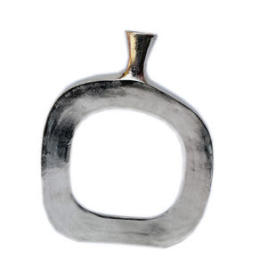 Elegante diseño escandinavo Florero de metal de aluminio Último interior con clase Maceta única y elegante diseño moderno - Product Image 3