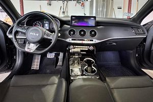 Kia Stinger GT-Line 2022 Usado, 11200 Millas, 300 HP, Turbo de 4 Cilindros, Tracción en las Cuatro Ruedas, Sin Modificar - Product Image 4