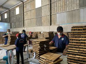 Viet Wood, azulejos modernos para exteriores de madera de Acacia, teca Lisa para jardín, balcón, Patio, cocina, fácil Insta, impermeable, PVC - Product Image 4