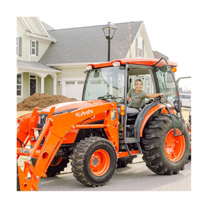 Tractor Kubota B23, potente tractor compacto construido para la construcción de paisajismo y operaciones agrícolas - Product Image 3