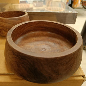 Artisanat en bois décoratif élégant fait à la main boîtes en bois polies et panneaux muraux - Product Image 1