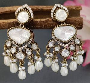 Fashionabl's Trending Moissanite Kundan Boucles d'oreilles pendantes SKU AE 178 DI/C1 - Product Image 4