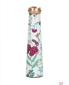 Bouteille d'eau en cuivre élégante de haute qualité Drinkware avec fleur autocollant impression bouteille de couleur blanche articles de cuisine - Product Image 2