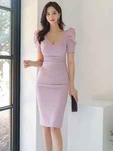 Nouvelle Robe de Soirée Élégante et Tendance pour Femme, Col en V, Longueur Genou, Coupe Évasée, avec Broderie et Logo Avant, pour l'Exportation - Product Image 6