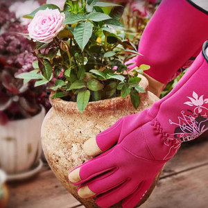 Gants de jardinage en cuir de couleur unie fabriqués au Pakistan, service OEM, imperméables, antidérapants, faible MOQ - Product Image 3