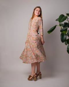 Robe bohème en coton faite à la main, imprimé floral à la main, longueur mollet, mode éthique - Product Image 4