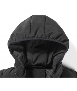 Belle couleur noire élégante veste d'hiver à capuche sans manches avec poches avant pour les femmes à bas prix - Product Image 3