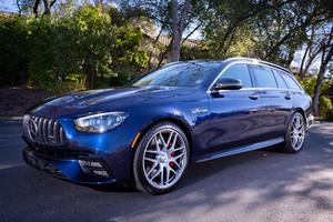 AMG E63 S Wagon, 603 hp, Motor V8 Biturbo, Tracción en las Cuatro Ruedas, Color Azul Lunar Metálico - Product Image 4
