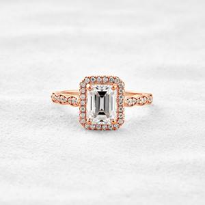 Anillo de Diamante Cultivado en Laboratorio con Corte Esmeralda de 2.0 Quilates, Oro Sólido de 14k, Halo Chapado en Rodio, Joyería de Boda, Regalo para Mujeres, Fiestas - Product Image 1