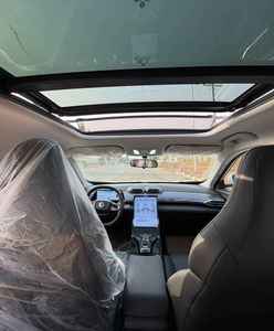 รถยนต์รุ่น Mage 320T ปี 2025 ดีไซน์ใหม่ภายในสีเข้ม พวงมาลัยซ้าย เกียร์อัตโนมัติ เครื่องยนต์ 2.0T พร้อมระบบเกียร์คลัตช์คู่แบบเปียก - Product Image 2